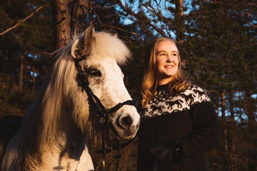 Maria og Hnikar