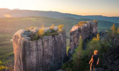 Mann ved gygrestolen